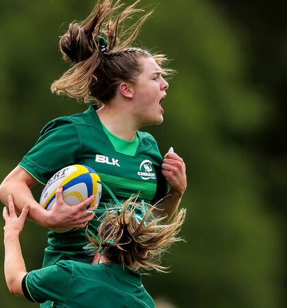 Beibhinn Parsons celebrates scoring a try with Aoibheann Reilly 15/9/2018
