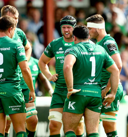 Eoin McKeon speaks to the team 18/8/2018