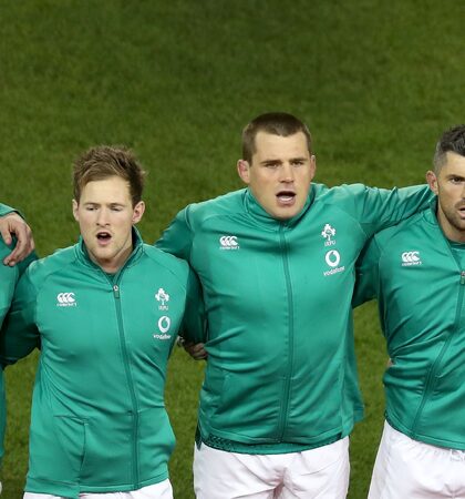Jonathan Sexton, Kieth Earls, Bundee Aki, Kieran Marmion, CJ Stander, Rob Kearney Iain Henderson and Josh van der Flier during the national anthem 17/11/2018