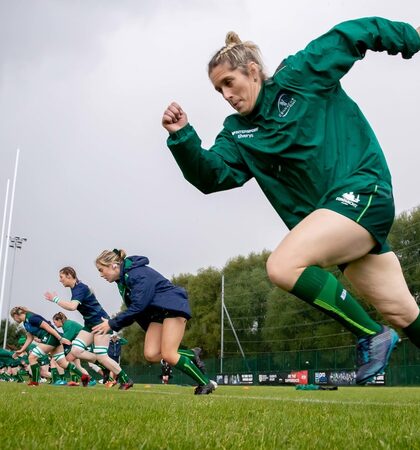 The Connacht players warm up 31/8/2019