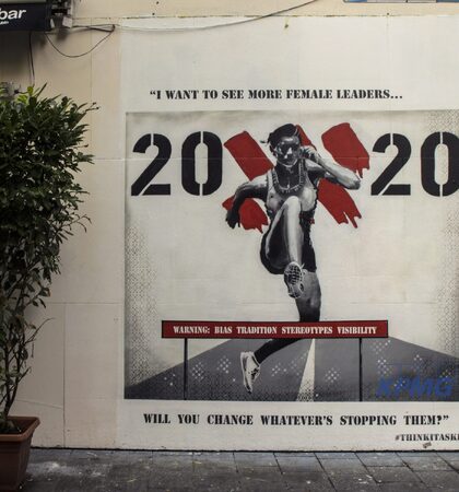 20x20 and KPMG mural at Temple Bar 4/11/2020