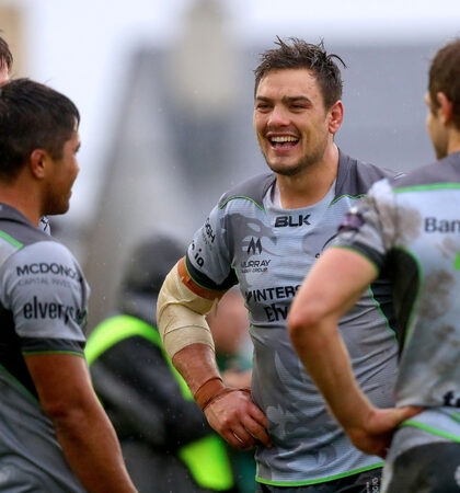 Quinn Roux celebrates after the game 13/10/2018